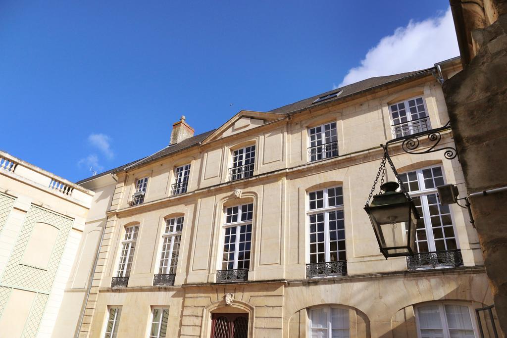 Villa Republique Normandie Liberte Caen Buitenkant foto